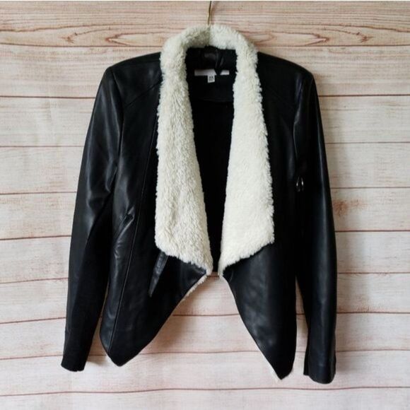 BB Dakota Faux Leather Vegan Jacket Faux Fur Sherpa Contrast Collar Women's XS - Picture 1 of 13